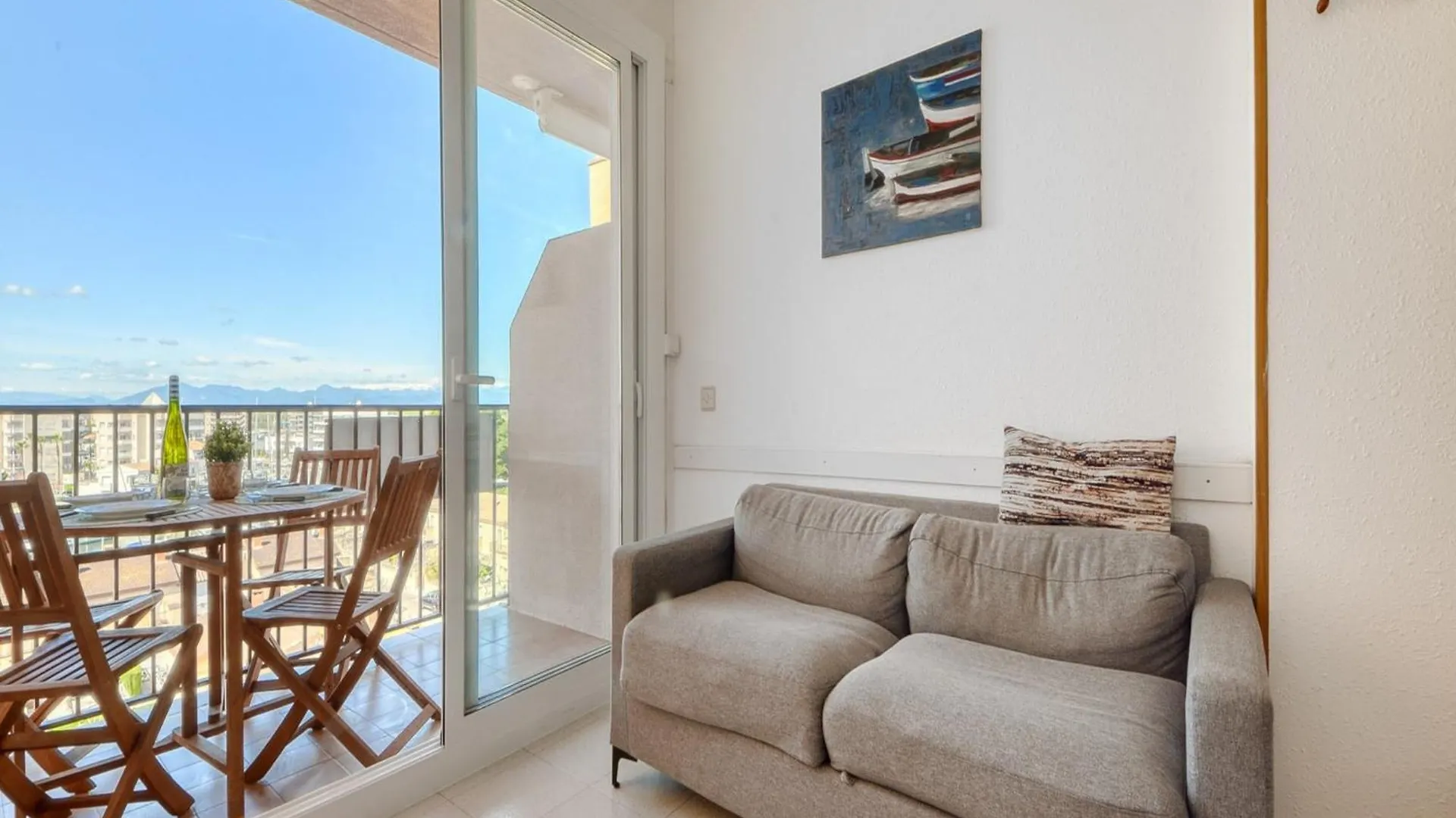 Apartment In Roses With Swimming Pool 0*,  Spain