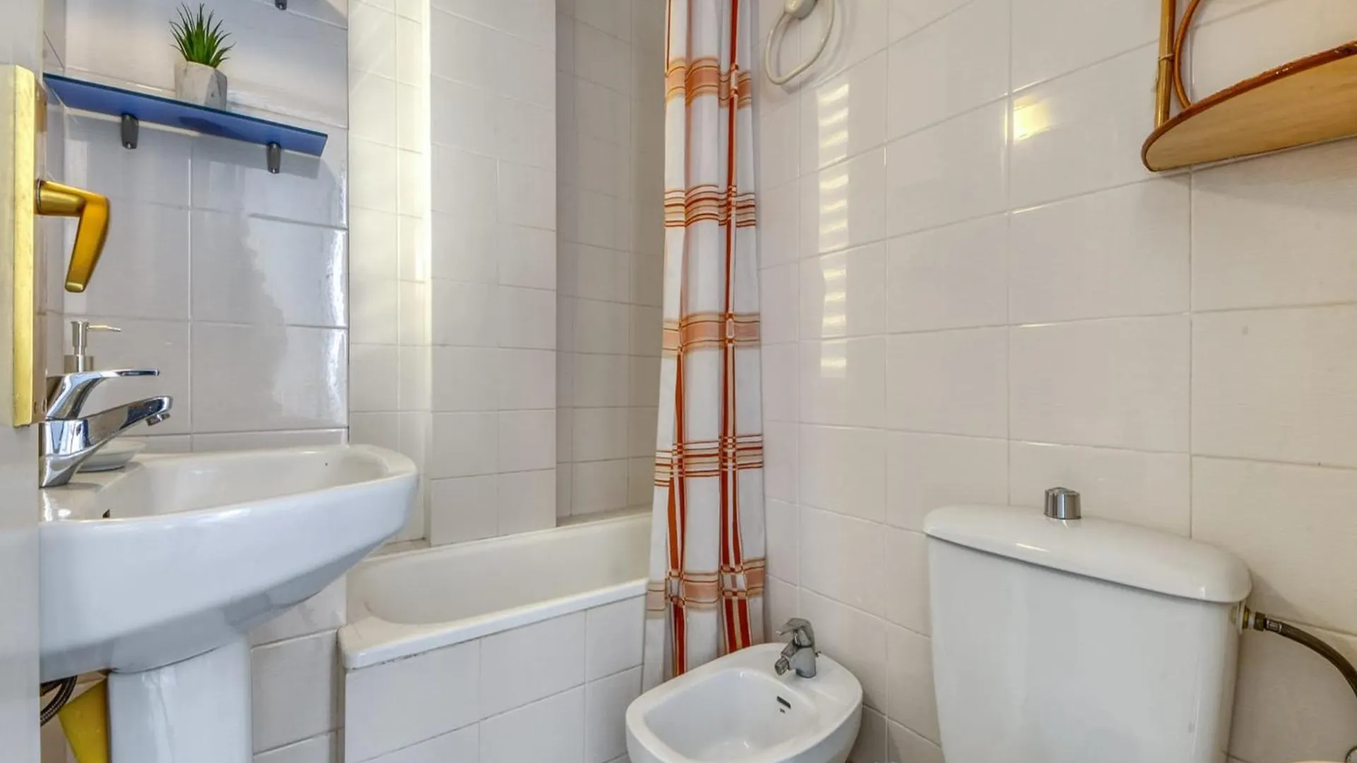 Apartment In Roses With Swimming Pool 0*,  Spain