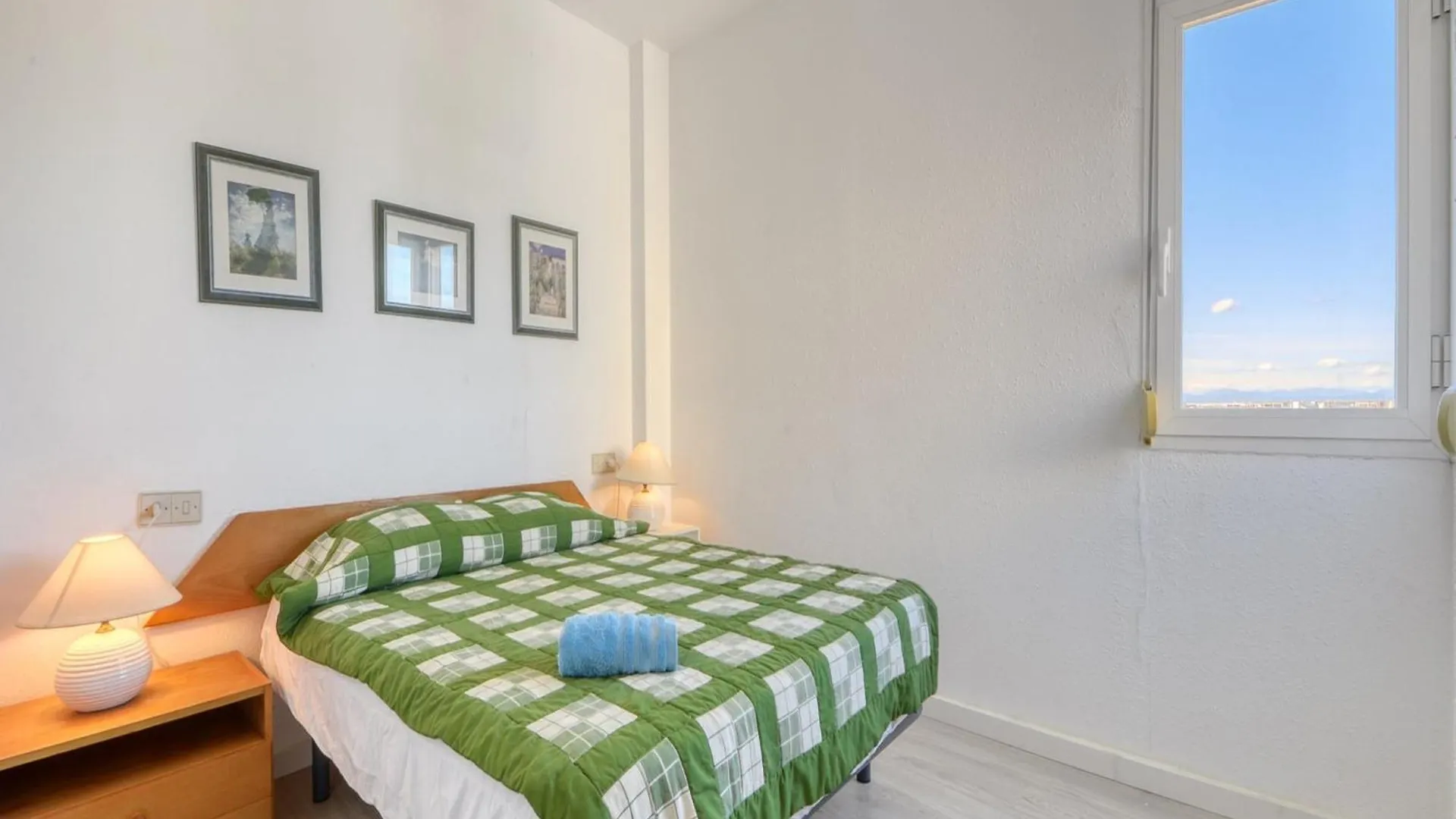 Apartment In Roses With Swimming Pool